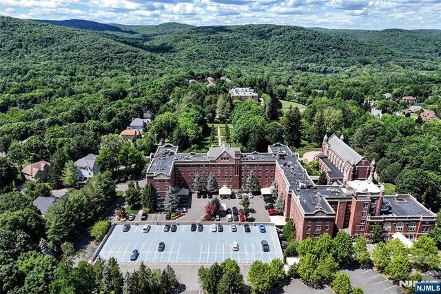 4201 Rio Vista Drive 4201, Mahwah, NJ 07430