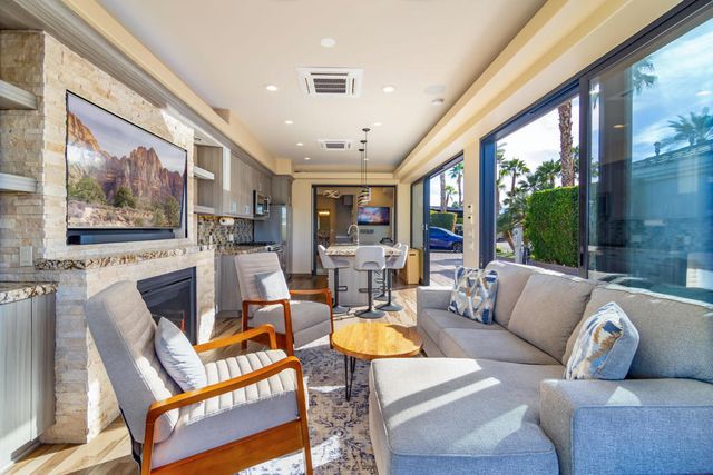 80501 Avenue 48 204, Indio, CA 92201