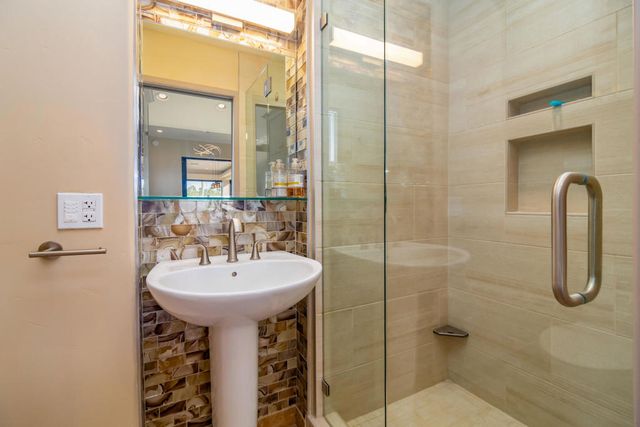 80501 Avenue 48 204, Indio, CA 92201