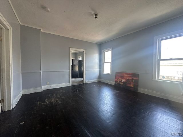 1506 Lodi Street, Syracuse, NY 13208