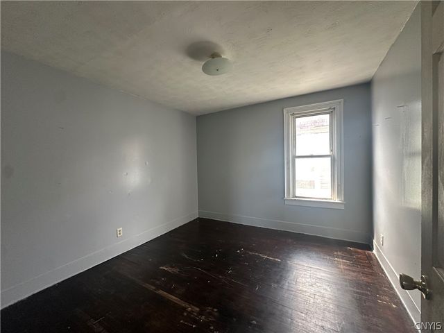 1506 Lodi Street, Syracuse, NY 13208