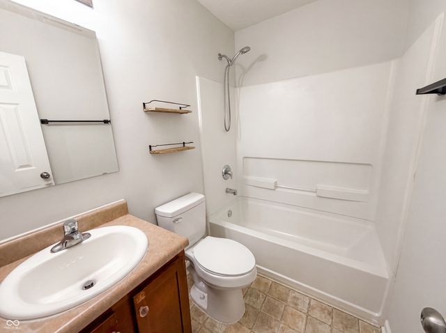 8369 Sotheby Drive, Indianapolis, IN 46239