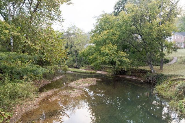 5297 Old Harding Rd, Franklin, TN 37064