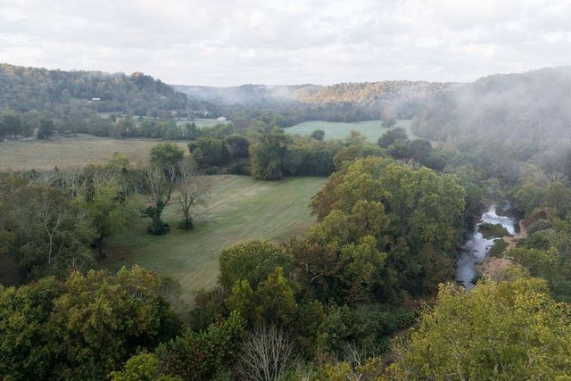 5297 Old Harding Rd, Franklin, TN 37064