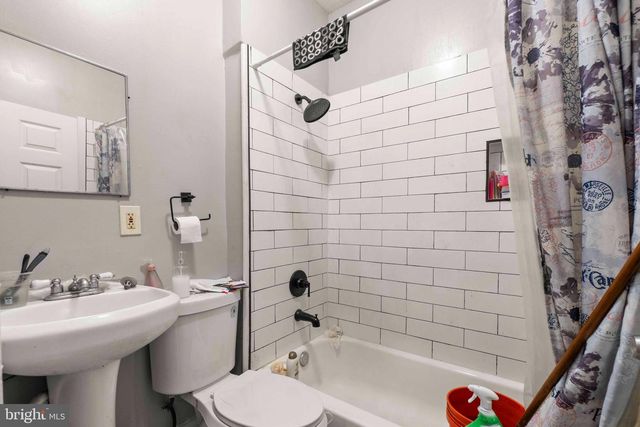 1407 MCCULLOH ST, Baltimore, MD 21217