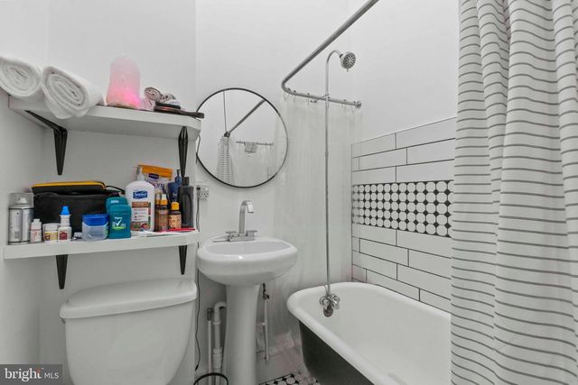 1407 MCCULLOH ST, Baltimore, MD 21217