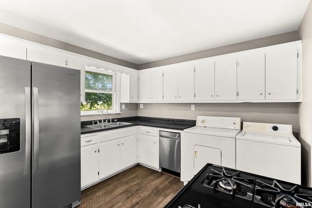 232 SHEFFIELD Road, Groveland, IL 61535