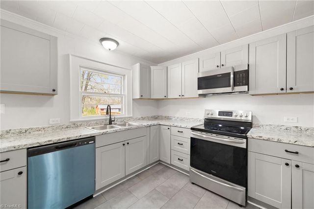 1561 Handy Road, Denton, NC 27239