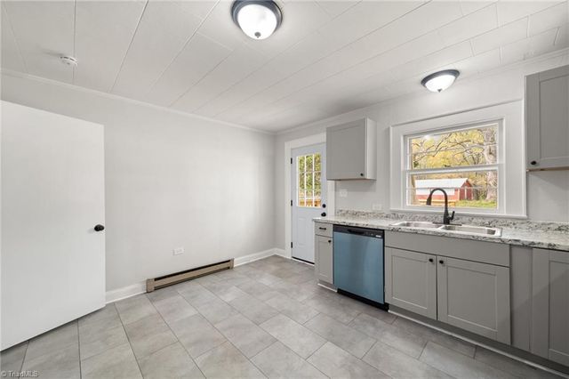 1561 Handy Road, Denton, NC 27239