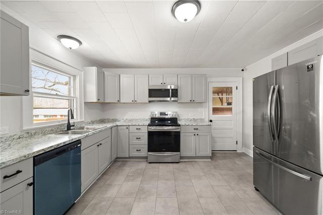 1561 Handy Road, Denton, NC 27239