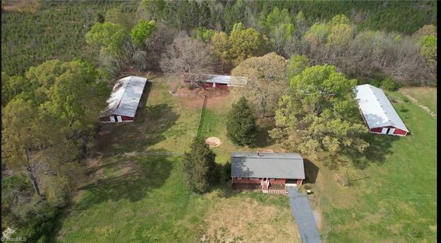 1561 Handy Road, Denton, NC 27239