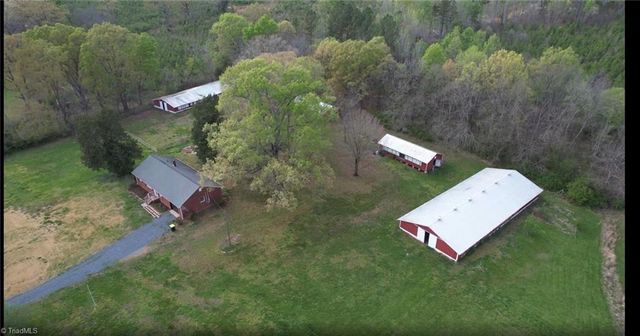 1561 Handy Road, Denton, NC 27239