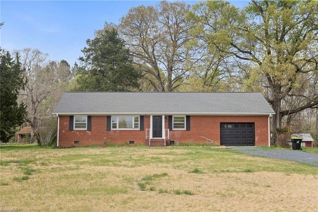 1561 Handy Road, Denton, NC 27239