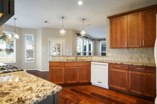 2213 Heatherton Place, Plano, TX 75023