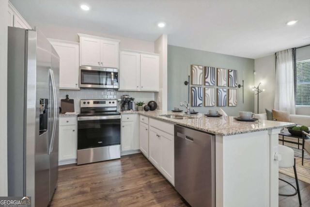 518 Woodcreek Circle SW 11, Atlanta, GA 30331