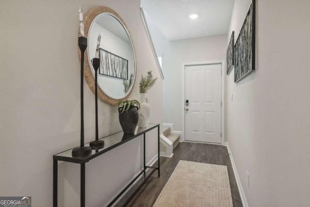 518 Woodcreek Circle SW 11, Atlanta, GA 30331