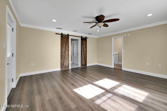 3915 ANVERS Boulevard, Jacksonville, FL 32210