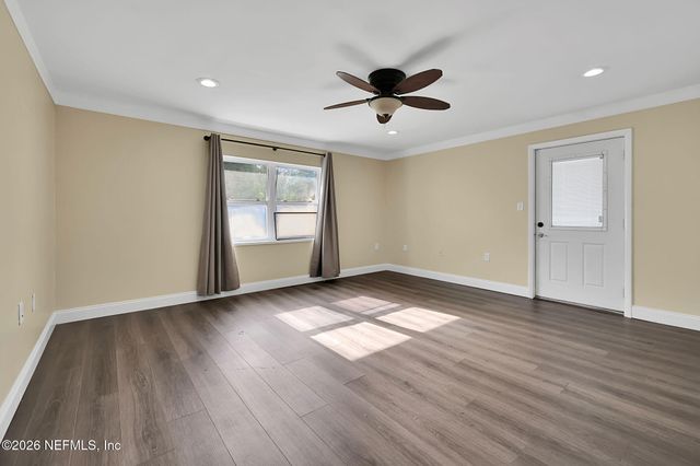 3915 ANVERS Boulevard, Jacksonville, FL 32210