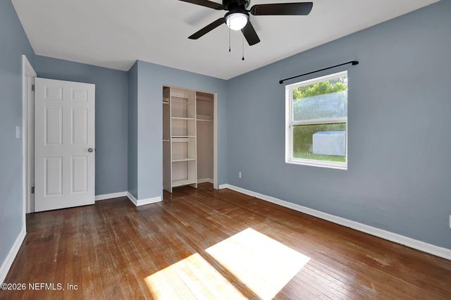 3915 ANVERS Boulevard, Jacksonville, FL 32210