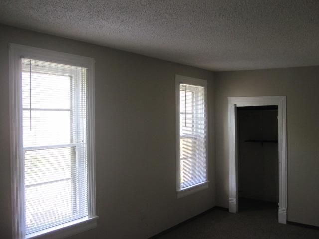 620 N 57th Avenue W, Duluth, MN 55807