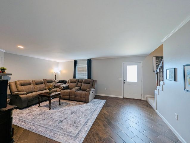 30 W Chadwick Circle, Dothan, AL 36305