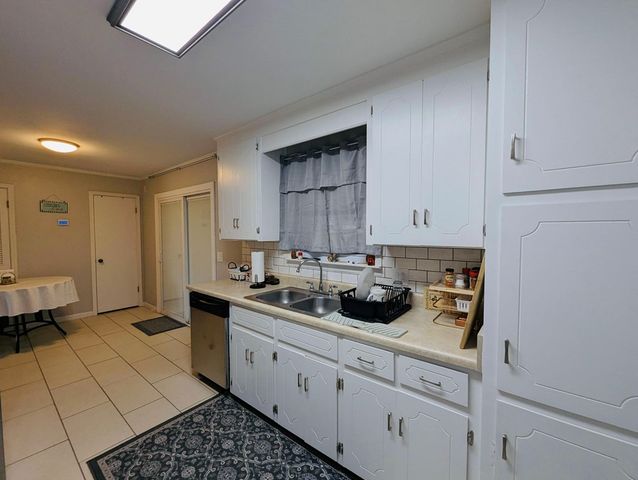 30 W Chadwick Circle, Dothan, AL 36305