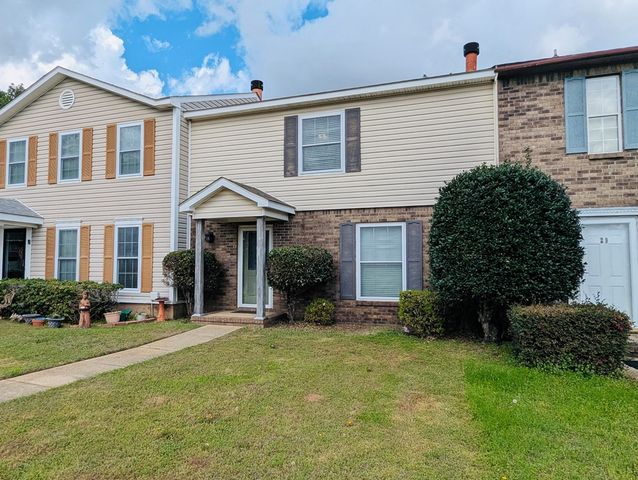 30 W Chadwick Circle, Dothan, AL 36305