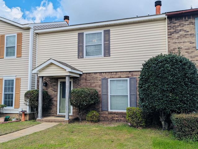 30 W Chadwick Circle, Dothan, AL 36305
