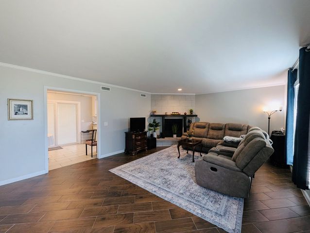 30 W Chadwick Circle, Dothan, AL 36305