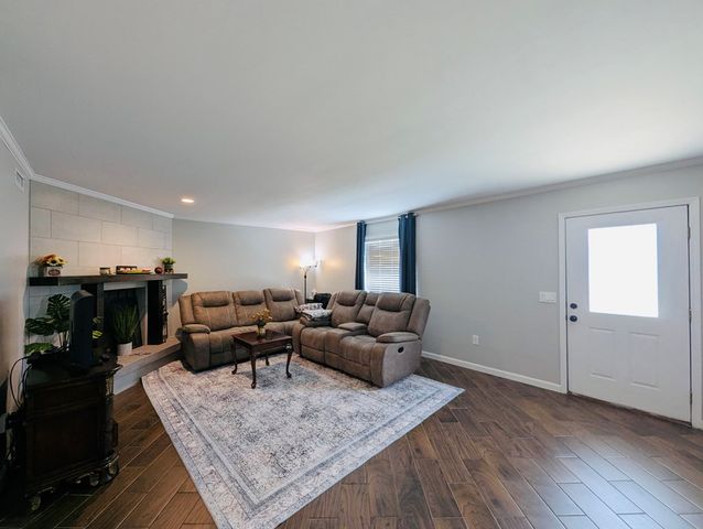 30 W Chadwick Circle, Dothan, AL 36305