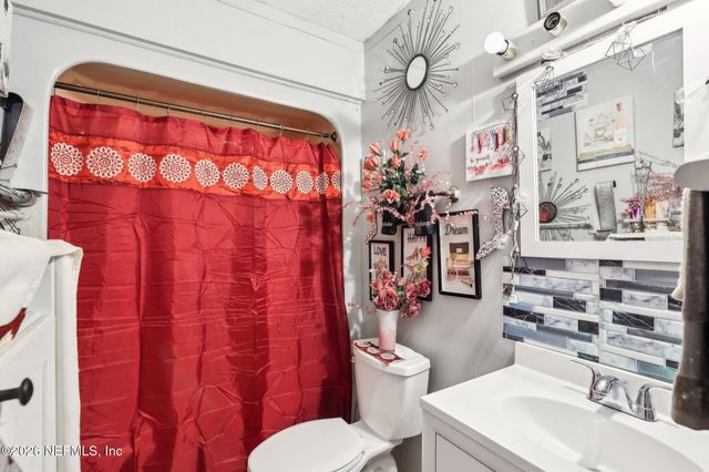 2127 DIANA Drive, Palatka, FL 32177