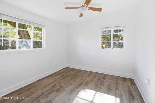 1942 BROOKVIEW Drive S, Jacksonville, FL 32246