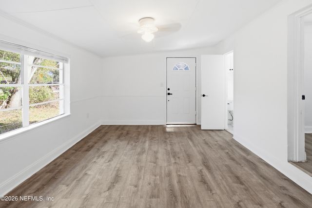 1942 BROOKVIEW Drive S, Jacksonville, FL 32246