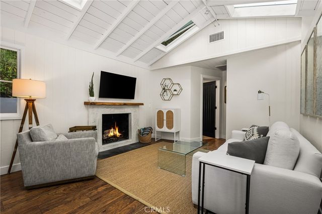 275 Woodland Drive, Laguna Beach, CA 92651