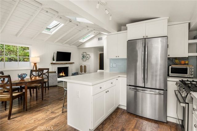 275 Woodland Drive, Laguna Beach, CA 92651