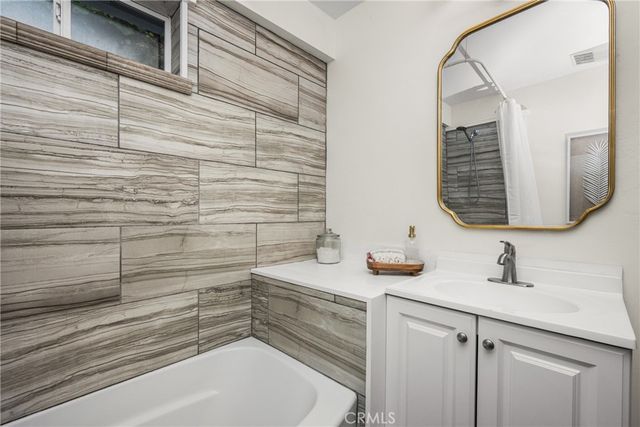 275 Woodland Drive, Laguna Beach, CA 92651