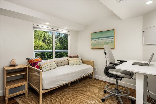 275 Woodland Drive, Laguna Beach, CA 92651