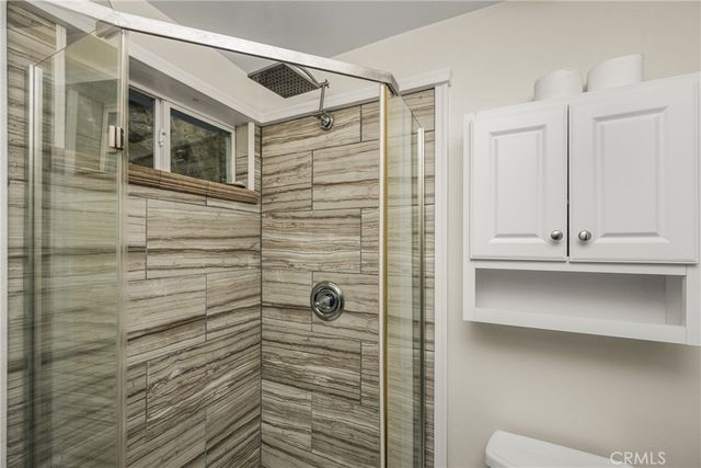 275 Woodland Drive, Laguna Beach, CA 92651