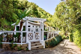 275 Woodland Drive, Laguna Beach, CA 92651