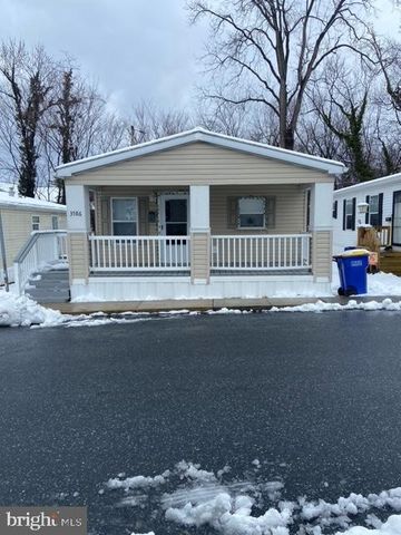 3586 MOBILE RD, Harrisburg, PA 17109