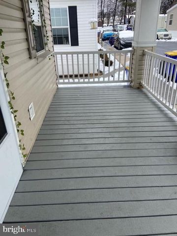 3586 MOBILE RD, Harrisburg, PA 17109