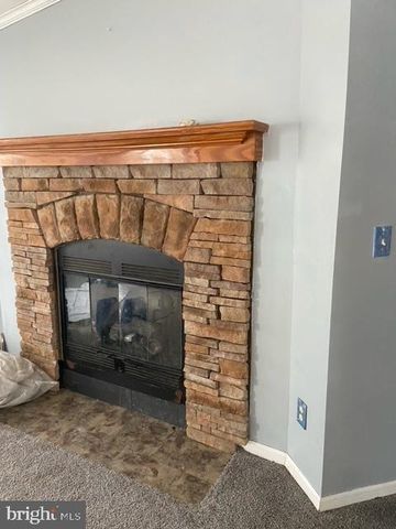 3586 MOBILE RD, Harrisburg, PA 17109