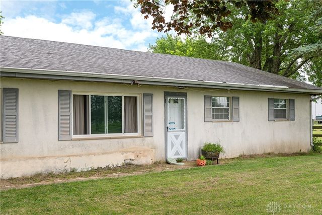 9260 Arlington Road, Brookville, OH 45309