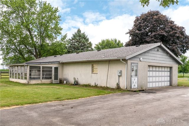9260 Arlington Road, Brookville, OH 45309
