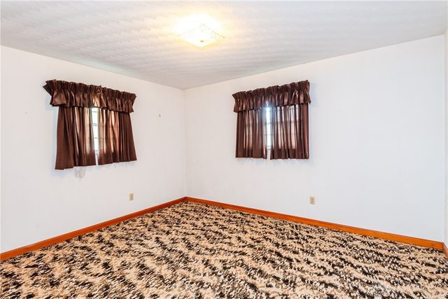 9260 Arlington Road, Brookville, OH 45309