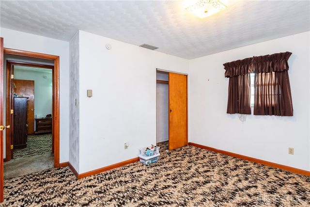 9260 Arlington Road, Brookville, OH 45309