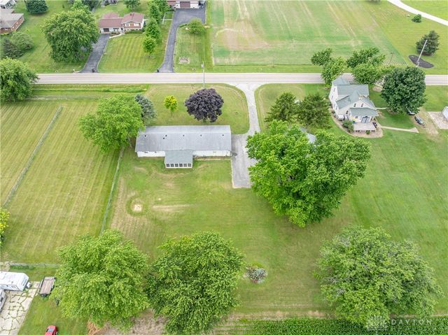 9260 Arlington Road, Brookville, OH 45309