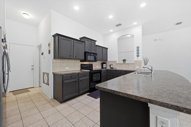 3104 Thicket Drive, Mckinney, TX 75071