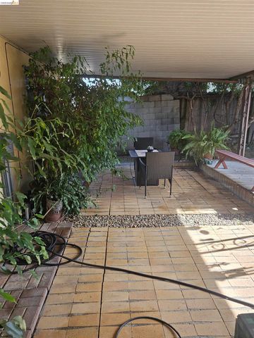 525 Faria St, Antioch, CA 94509