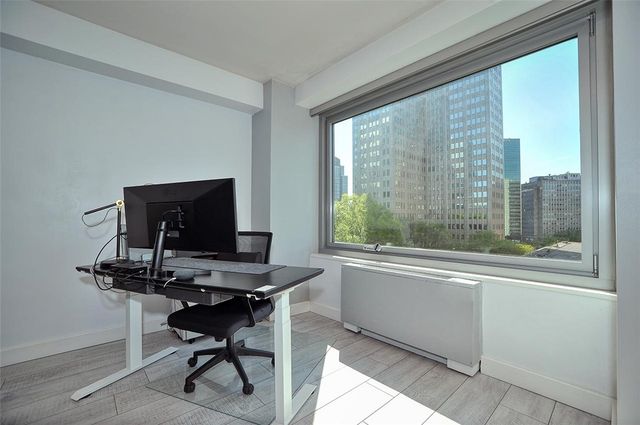 320 Fort Duquesne Blvd 7M, Downtown Pgh, PA 15222